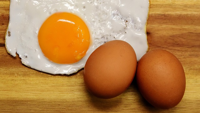 卵と目玉焼き